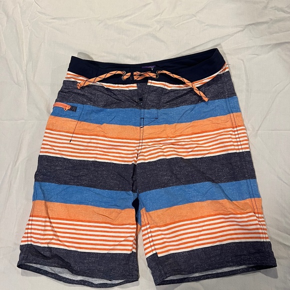 Boys Patagonia Board Shorts XL (16) - Picture 1 of 6